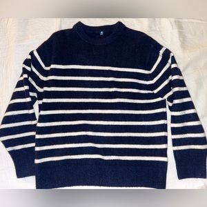 Uniqlo Navy Sweater